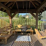 Modern Lakehouse With Sauna, Near Golf And Alpine Tatil Evi *