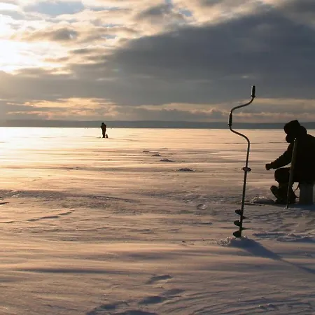 Modern Lakehouse With Jacuzzi & Sauna, Near Golf And Alpine Vrådal