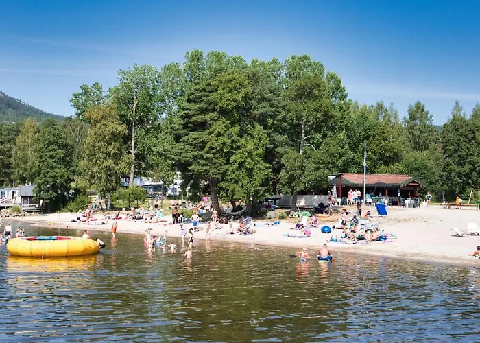 Modern Lakehouse With Jacuzzi & Sauna, Near Golf And Alpine