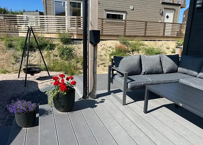 Modern Lakehouse With Jacuzzi & Sauna, Near Golf And Alpine וראדל