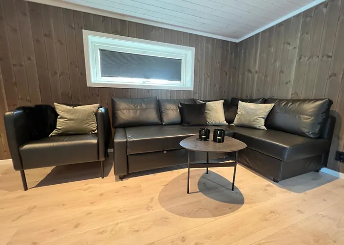 펜션 Modern Lakehouse With Jacuzzi & Sauna, Near Golf And Alpine