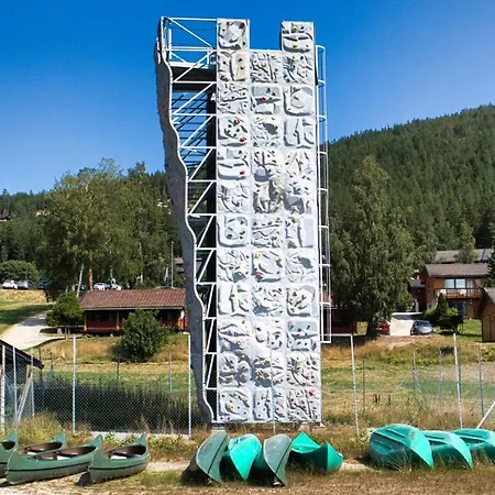 Modern Lakehouse With Jacuzzi & Sauna, Near Golf And Alpine Сasa de vacaciones