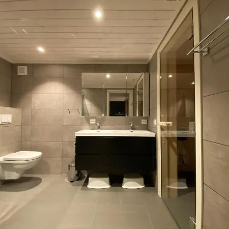 Modern Lakehouse With Jacuzzi & Sauna, Near Golf And Alpine * Vradal