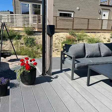 Modern Lakehouse With Jacuzzi & Sauna, Near Golf And Alpine Vradal