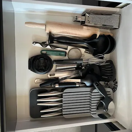 Сasa de vacaciones Modern Lakehouse With Jacuzzi & Sauna, Near Golf And Alpine *