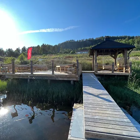 Modern Lakehouse With Jacuzzi & Sauna, Near Golf And Alpine