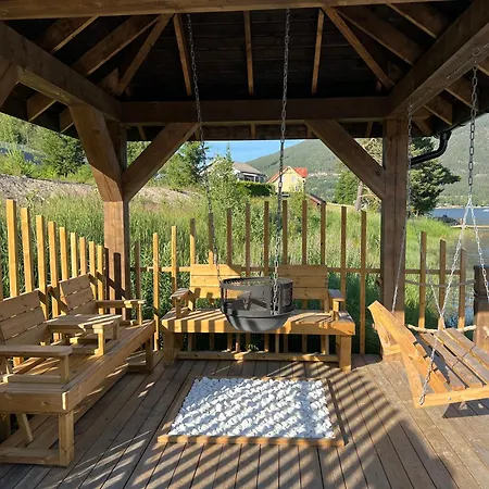 Modern Lakehouse With Jacuzzi & Sauna, Near Golf And Alpine Сasa de vacaciones *