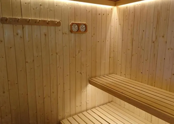 度假居 Modern Lakehouse With Jacuzzi & Sauna, Near Golf And Alpine *